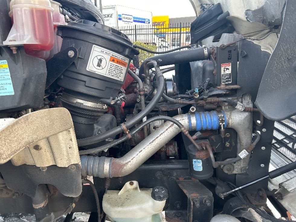 Refrigerated Truck-Light and Medium Duty Trucks-Freightliner-2017-M2-Fitchburg-MA-304,718\n\t\tmiles-$ 46,250 - Image 23