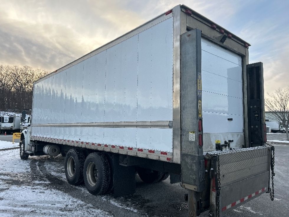 Refrigerated Truck-Light and Medium Duty Trucks-Freightliner-2017-M2-Fitchburg-MA-304,718\n\t\tmiles-$ 46,250 - Image 6