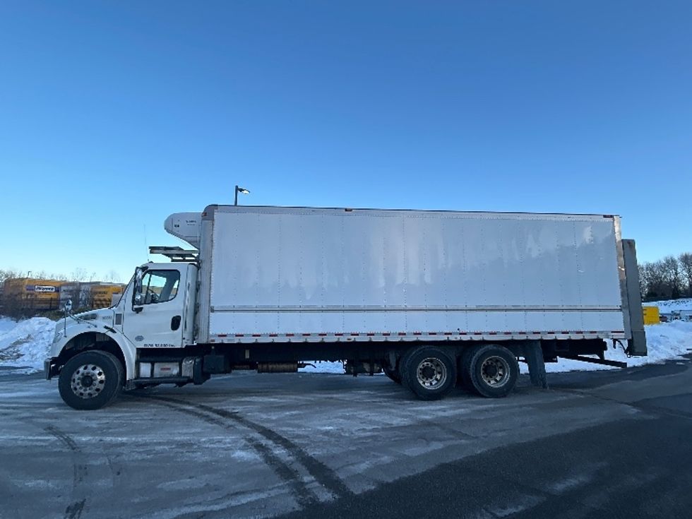 Refrigerated Truck-Light and Medium Duty Trucks-Freightliner-2017-M2-Fitchburg-MA-328,662\n\t\tmiles-$ 41,750 - Image 4