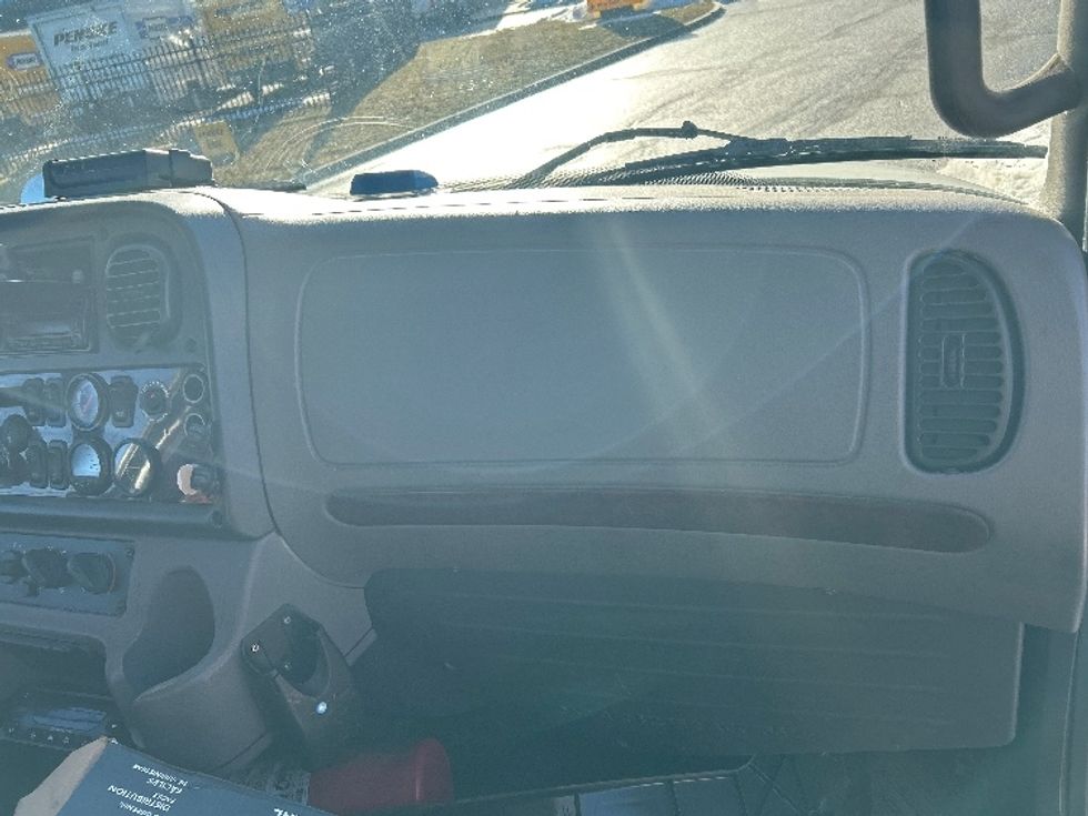 Refrigerated Truck-Light and Medium Duty Trucks-Freightliner-2017-M2-Fitchburg-MA-328,806\n\t\tmiles-$ 42,250 - Image 21