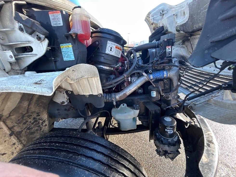 Refrigerated Truck-Light and Medium Duty Trucks-Freightliner-2017-M2-Fitchburg-MA-328,806\n\t\tmiles-$ 42,250 - Image 23