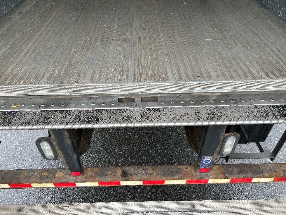 Refrigerated Truck-Light and Medium Duty Trucks-Freightliner-2017-M2-Fitchburg-MA-330,503\n\t\tmiles-$ 46,000 - Image 10