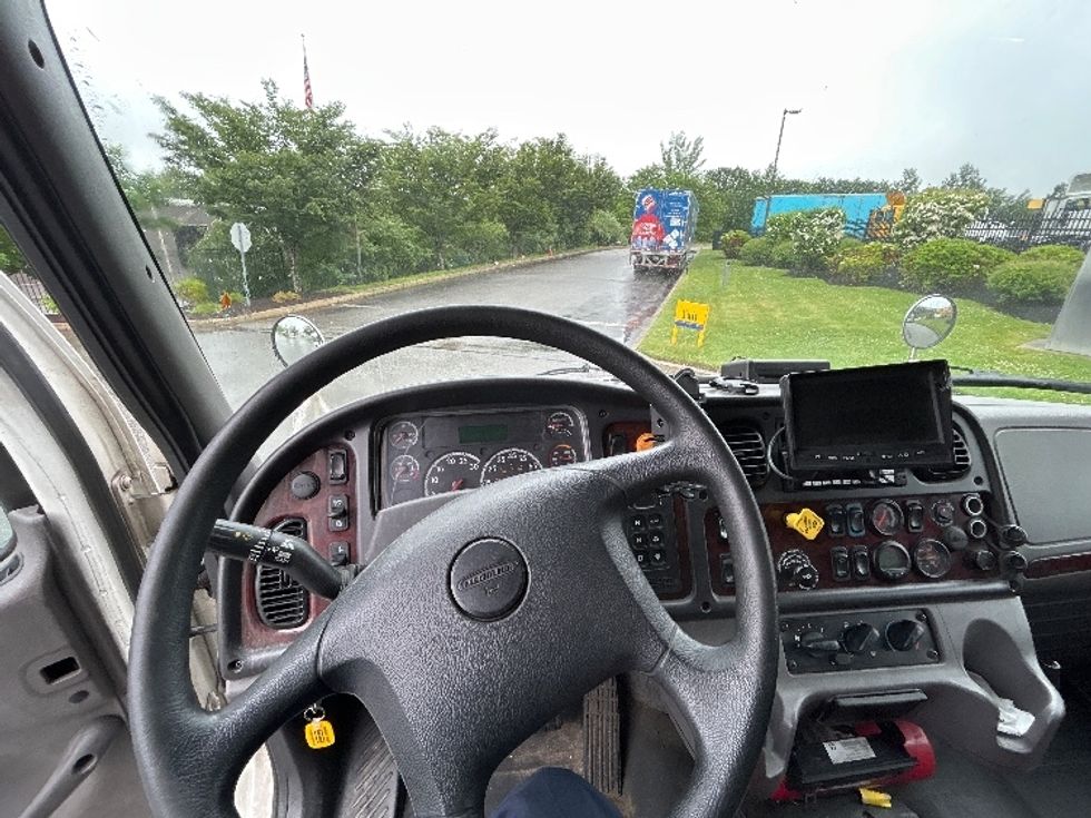 Refrigerated Truck-Light and Medium Duty Trucks-Freightliner-2017-M2-Fitchburg-MA-330,503\n\t\tmiles-$ 46,000 - Image 18