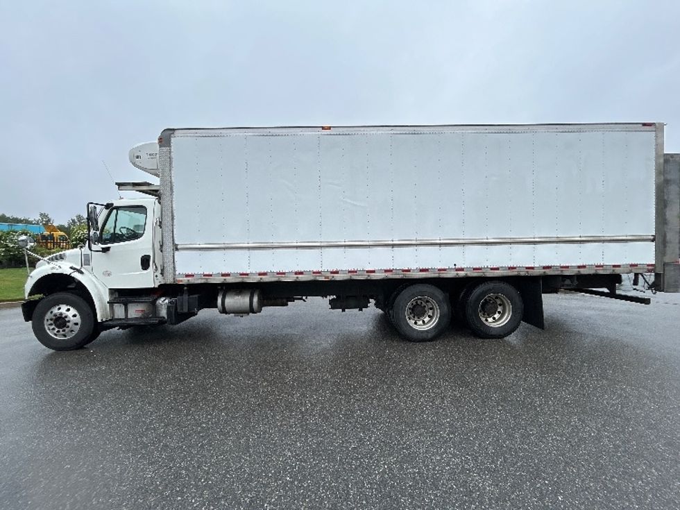 Refrigerated Truck-Light and Medium Duty Trucks-Freightliner-2017-M2-Fitchburg-MA-330,503\n\t\tmiles-$ 46,000 - Image 4