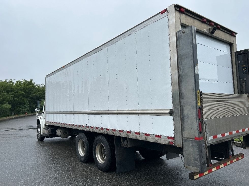 Refrigerated Truck-Light and Medium Duty Trucks-Freightliner-2017-M2-Fitchburg-MA-330,503\n\t\tmiles-$ 46,000 - Image 6