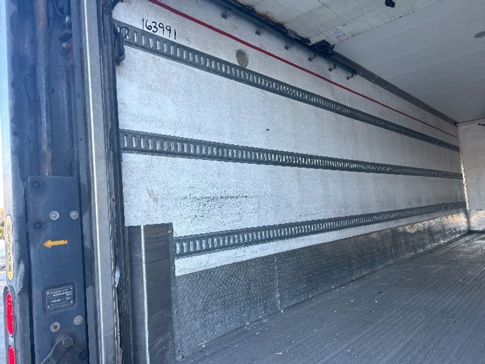 Refrigerated Truck-Light and Medium Duty Trucks-Freightliner-2017-M2-Fitchburg-MA-349,451\n\t\tmiles-$ 39,250 - Image 11
