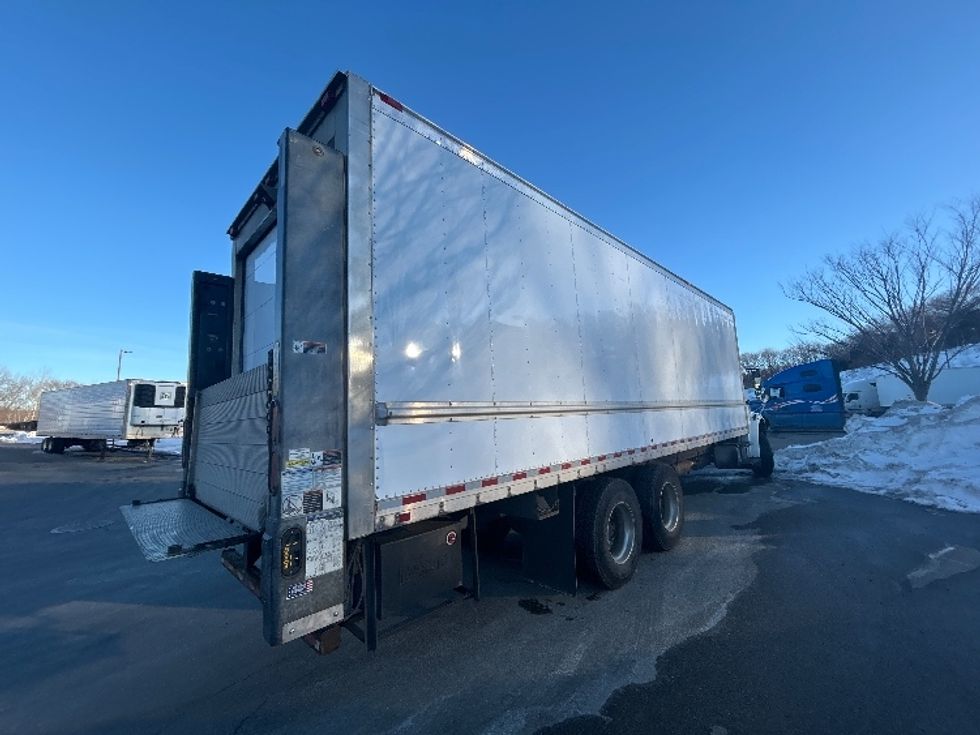Refrigerated Truck-Light and Medium Duty Trucks-Freightliner-2017-M2-Fitchburg-MA-349,451\n\t\tmiles-$ 39,250 - Image 13