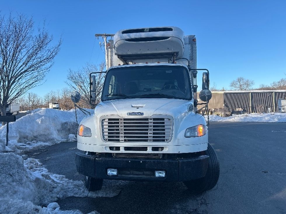 Refrigerated Truck-Light and Medium Duty Trucks-Freightliner-2017-M2-Fitchburg-MA-349,451\n\t\tmiles-$ 39,250 - Image 2