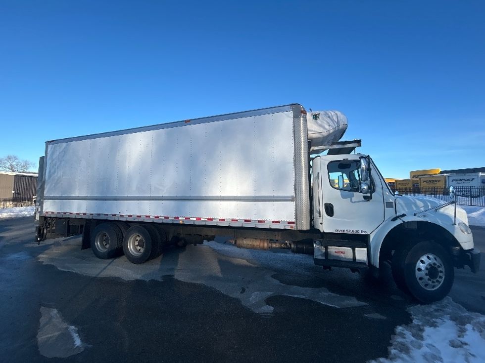 Refrigerated Truck-Light and Medium Duty Trucks-Freightliner-2017-M2-Fitchburg-MA-349,451\n\t\tmiles-$ 39,250 - Image 3