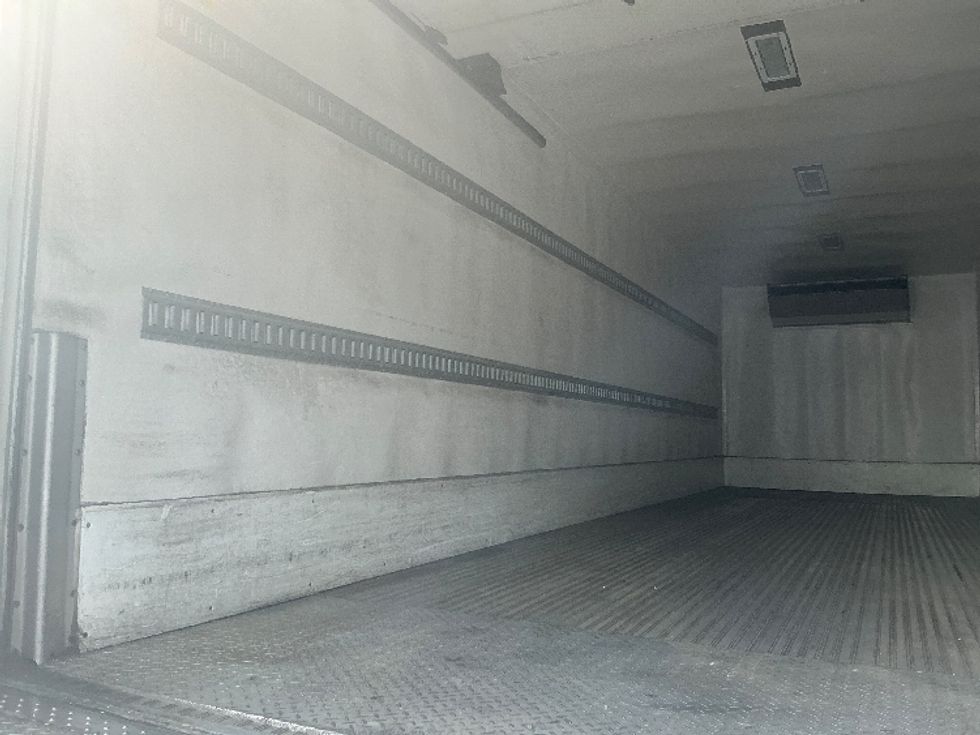 Refrigerated Truck-Light and Medium Duty Trucks-Freightliner-2017-M2-Forest Park-GA-276,107\n\t\tmiles-$ 46,750 - Image 11