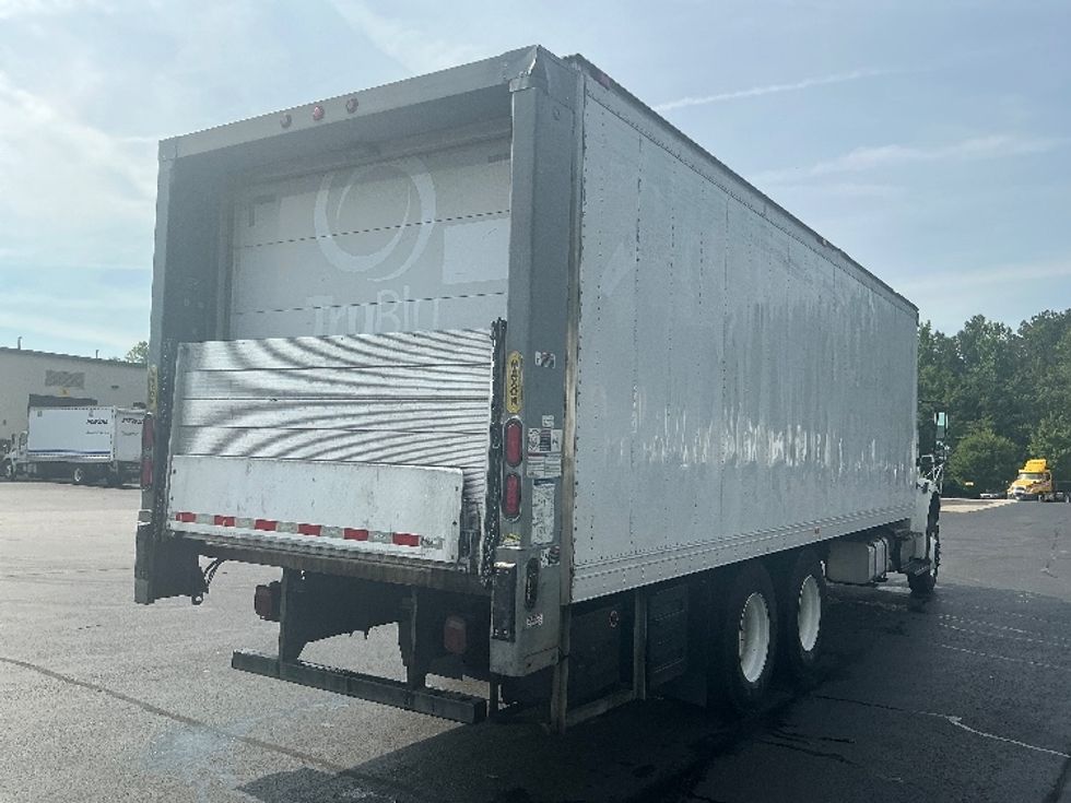 Refrigerated Truck-Light and Medium Duty Trucks-Freightliner-2017-M2-Forest Park-GA-276,107\n\t\tmiles-$ 46,750 - Image 13