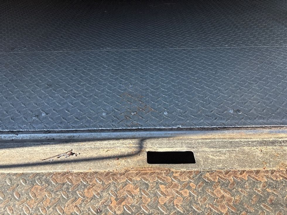 Refrigerated Truck-Light and Medium Duty Trucks-Freightliner-2017-M2-Greensboro-NC-89,961\n\t\tmiles-$ 62,250 - Image 10