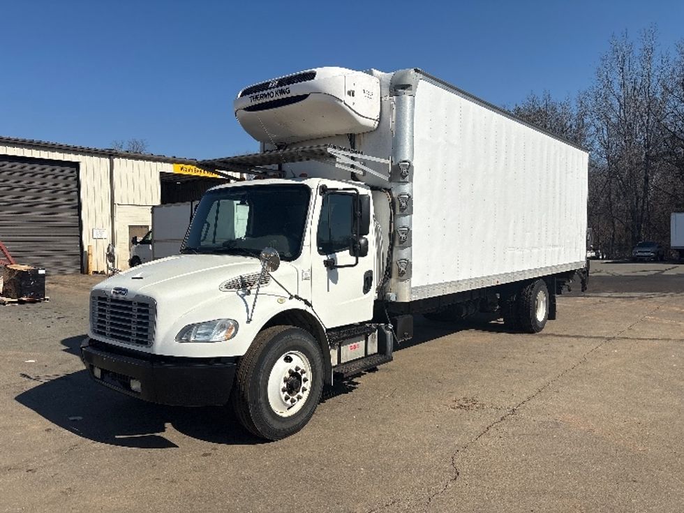 Refrigerated Truck-Light and Medium Duty Trucks-Freightliner-2017-M2-Greensboro-NC-89,961\n\t\tmiles-$ 62,250 - Image 3