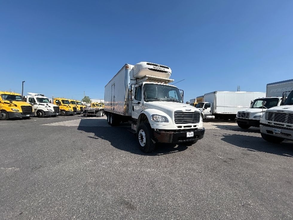 Refrigerated Truck-Light and Medium Duty Trucks-Freightliner-2017-M2-Hammond-LA-137,457\n\t\tmiles-$ 67,750 - Image 1