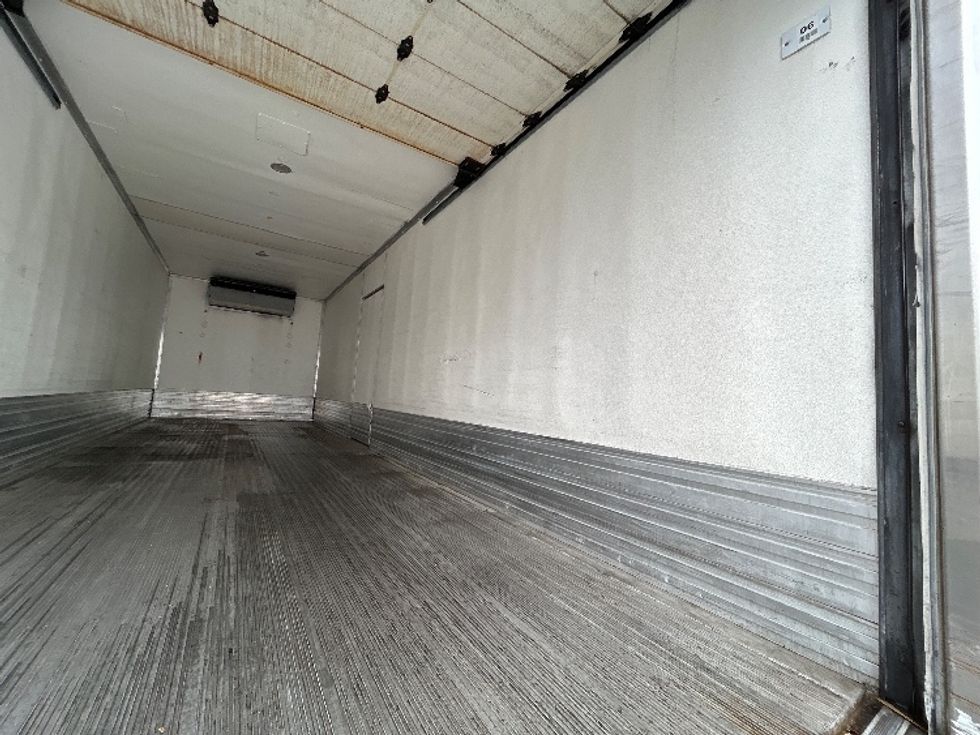 Refrigerated Truck-Light and Medium Duty Trucks-Freightliner-2017-M2-Hammond-LA-148,640\n\t\tmiles-$ 66,000 - Image 12