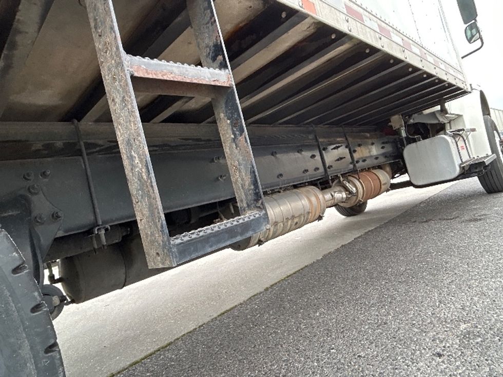 Refrigerated Truck-Light and Medium Duty Trucks-Freightliner-2017-M2-Hammond-LA-148,640\n\t\tmiles-$ 66,000 - Image 14