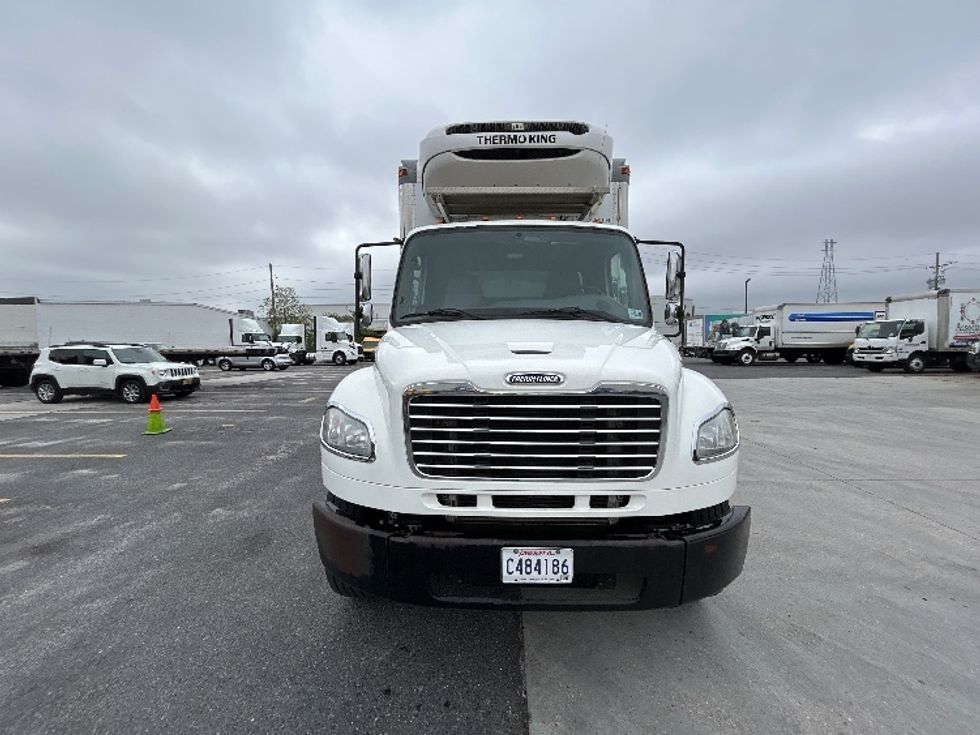 Refrigerated Truck-Light and Medium Duty Trucks-Freightliner-2017-M2-Hammond-LA-148,640\n\t\tmiles-$ 66,000 - Image 2