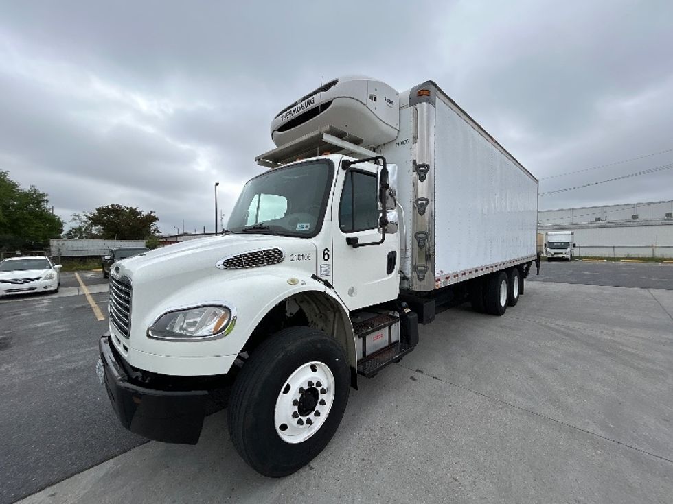 Refrigerated Truck-Light and Medium Duty Trucks-Freightliner-2017-M2-Hammond-LA-148,640\n\t\tmiles-$ 66,000 - Image 3
