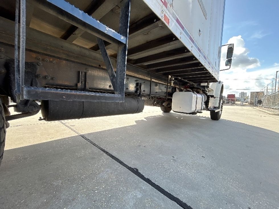 Refrigerated Truck-Light and Medium Duty Trucks-Freightliner-2017-M2-Hammond-LA-165,946\n\t\tmiles-$ 62,750 - Image 14