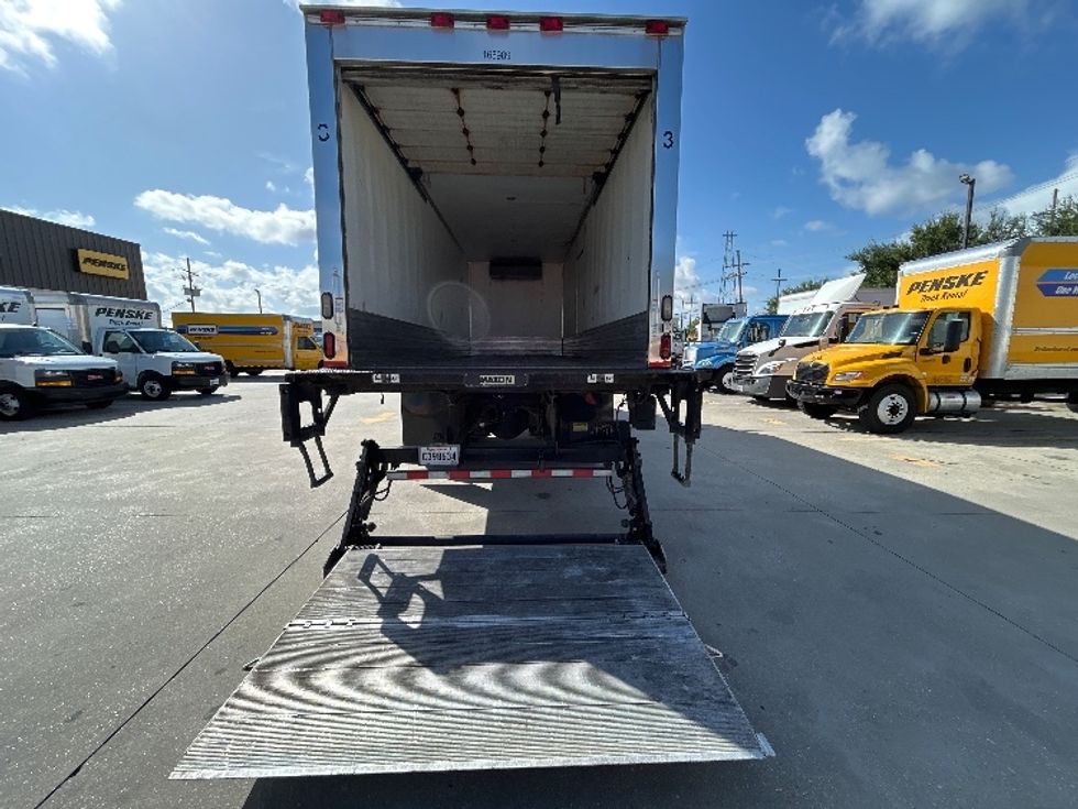 Refrigerated Truck-Light and Medium Duty Trucks-Freightliner-2017-M2-Hammond-LA-165,946\n\t\tmiles-$ 62,750 - Image 9