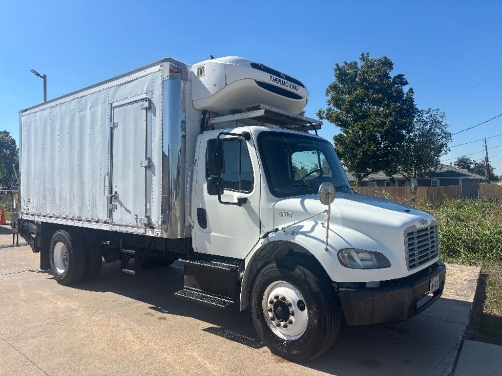 Refrigerated Truck-Light and Medium Duty Trucks-Freightliner-2017-M2-Houston-TX-172,921\n\t\tmiles-$ 45,250 - Image 1