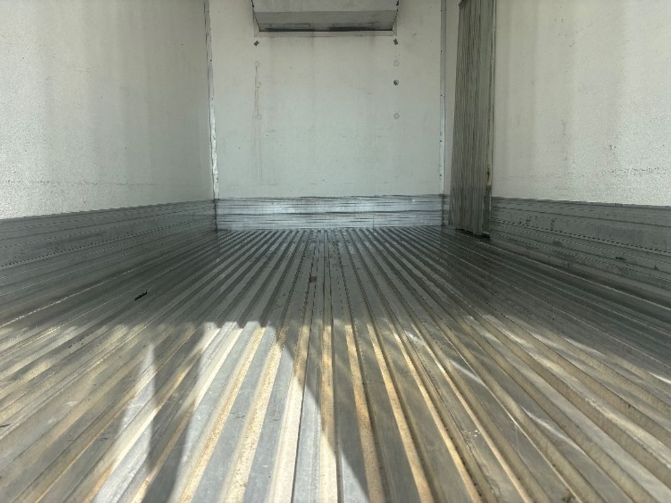Refrigerated Truck-Light and Medium Duty Trucks-Freightliner-2017-M2-Houston-TX-172,921\n\t\tmiles-$ 45,250 - Image 10
