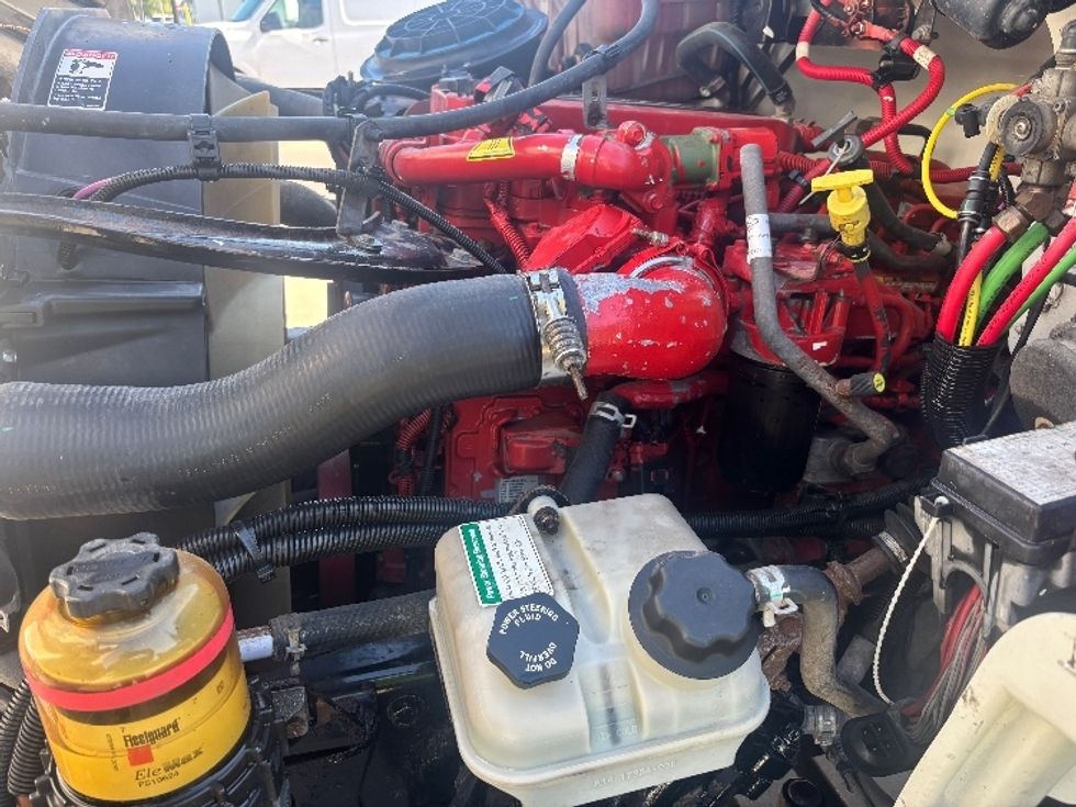 Refrigerated Truck-Light and Medium Duty Trucks-Freightliner-2017-M2-Houston-TX-172,921\n\t\tmiles-$ 45,250 - Image 19