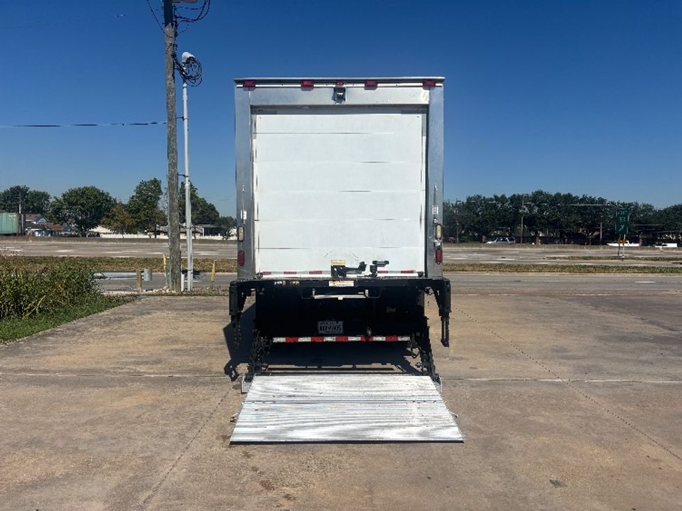Refrigerated Truck-Light and Medium Duty Trucks-Freightliner-2017-M2-Houston-TX-172,921\n\t\tmiles-$ 45,250 - Image 9