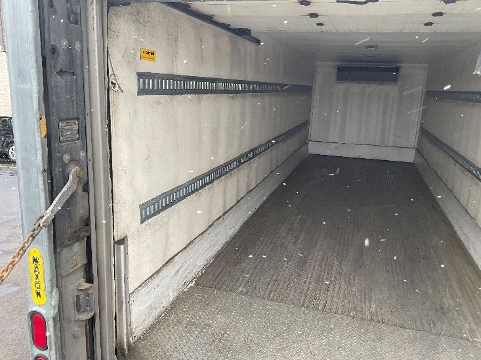 Refrigerated Truck-Light and Medium Duty Trucks-Freightliner-2017-M2-Indianapolis-IN-293,780\n\t\tmiles-$ 44,500 - Image 10