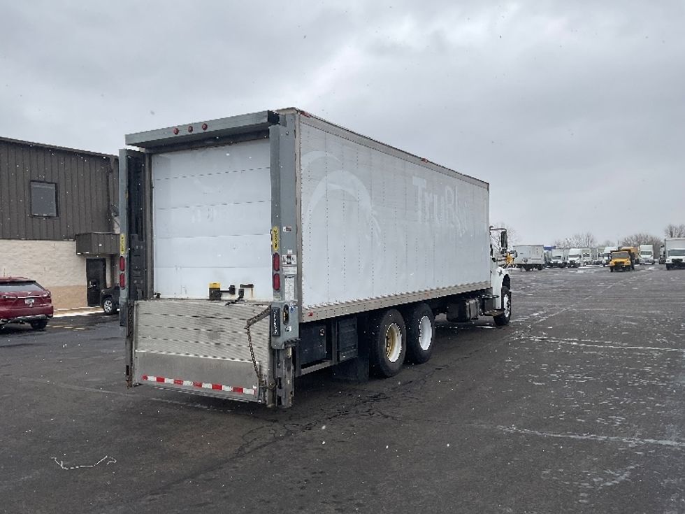 Refrigerated Truck-Light and Medium Duty Trucks-Freightliner-2017-M2-Indianapolis-IN-293,780\n\t\tmiles-$ 44,500 - Image 12