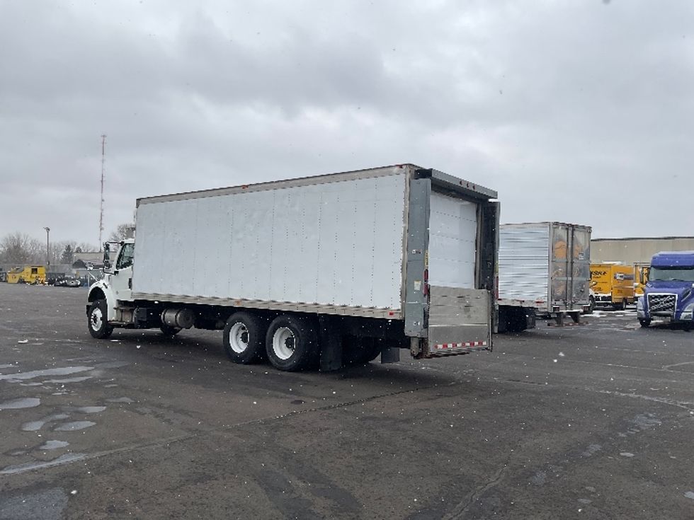 Refrigerated Truck-Light and Medium Duty Trucks-Freightliner-2017-M2-Indianapolis-IN-293,780\n\t\tmiles-$ 44,500 - Image 6