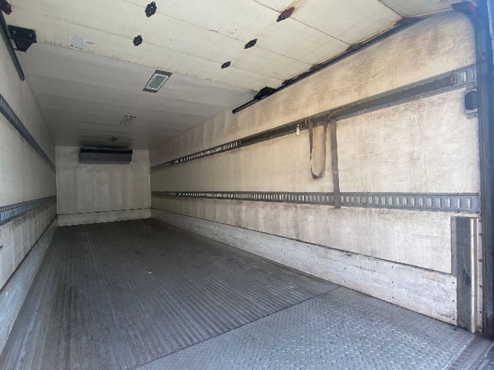 Refrigerated Truck-Light and Medium Duty Trucks-Freightliner-2017-M2-Jessup-MD-339,603\n\t\tmiles-$ 39,500 - Image 12