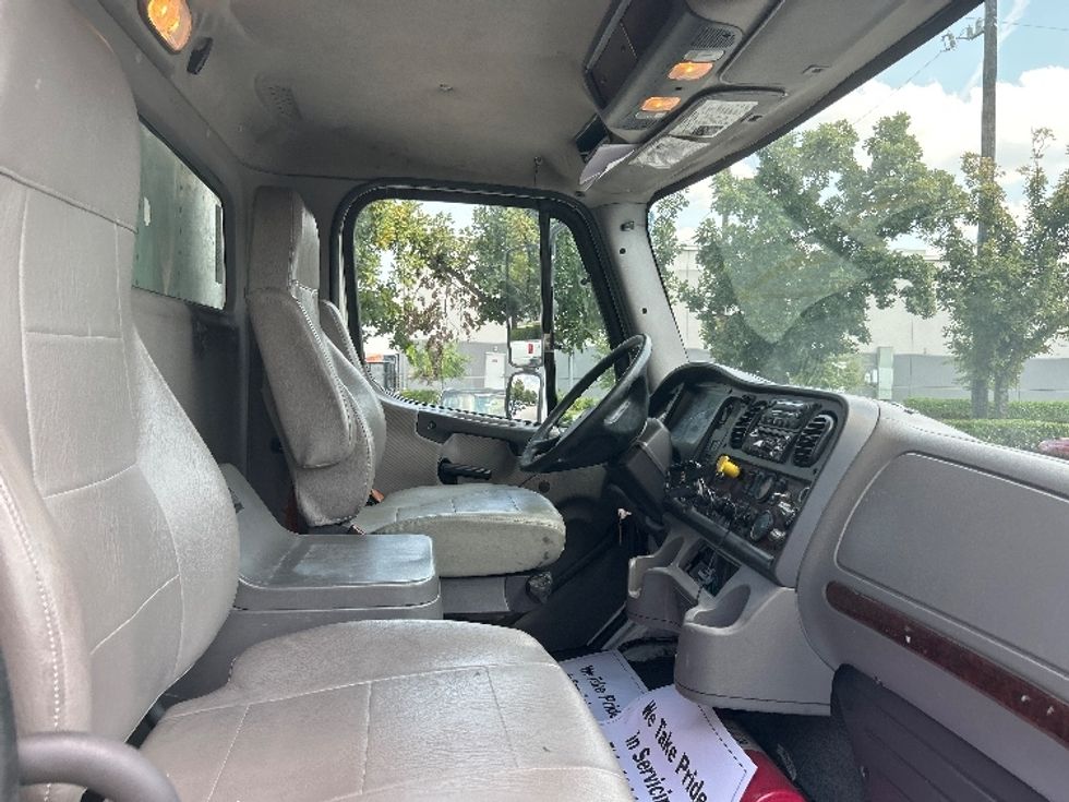 Refrigerated Truck-Light and Medium Duty Trucks-Freightliner-2017-M2-Katy-TX-285,578\n\t\tmiles-$ 46,250 - Image 22