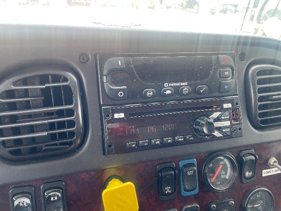 Refrigerated Truck-Light and Medium Duty Trucks-Freightliner-2017-M2-Katy-TX-285,578\n\t\tmiles-$ 46,250 - Image 25