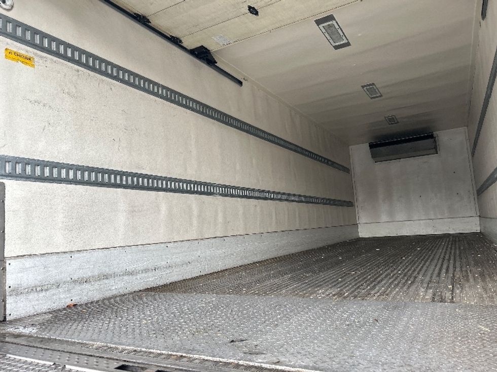 Refrigerated Truck-Light and Medium Duty Trucks-Freightliner-2017-M2-Katy-TX-290,279\n\t\tmiles-$ 44,500 - Image 11