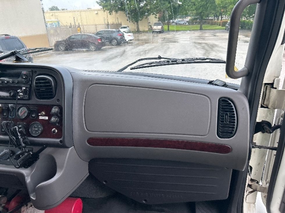 Refrigerated Truck-Light and Medium Duty Trucks-Freightliner-2017-M2-Katy-TX-290,279\n\t\tmiles-$ 44,500 - Image 21