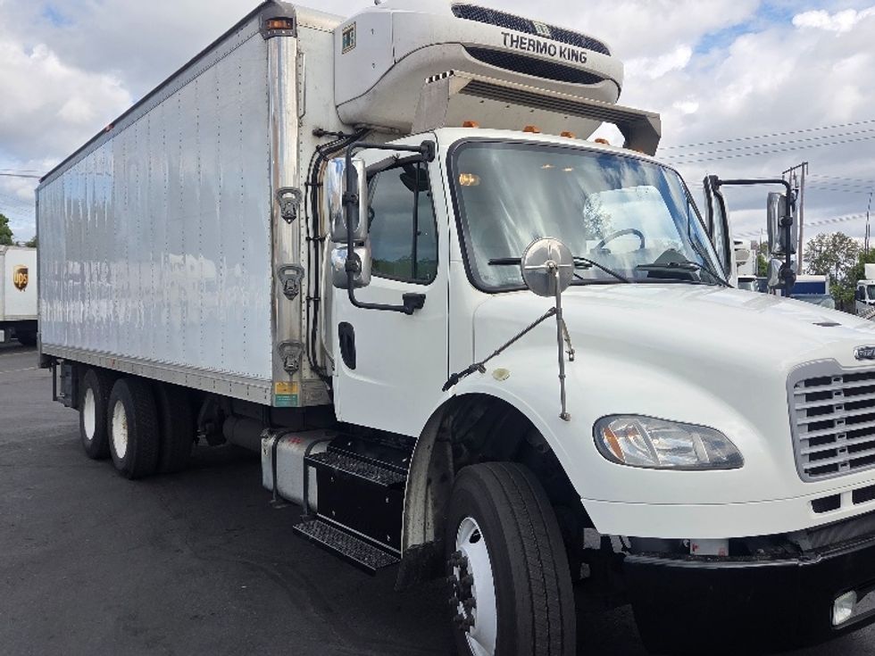 Refrigerated Truck-Light and Medium Duty Trucks-Freightliner-2017-M2-Kent-WA-234,709\n\t\tmiles-$ 53,250 - Image 1