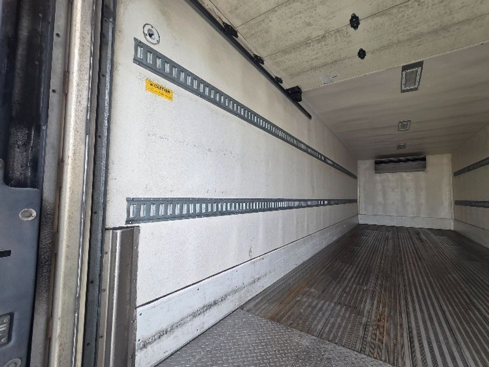 Refrigerated Truck-Light and Medium Duty Trucks-Freightliner-2017-M2-Kent-WA-234,709\n\t\tmiles-$ 53,250 - Image 11