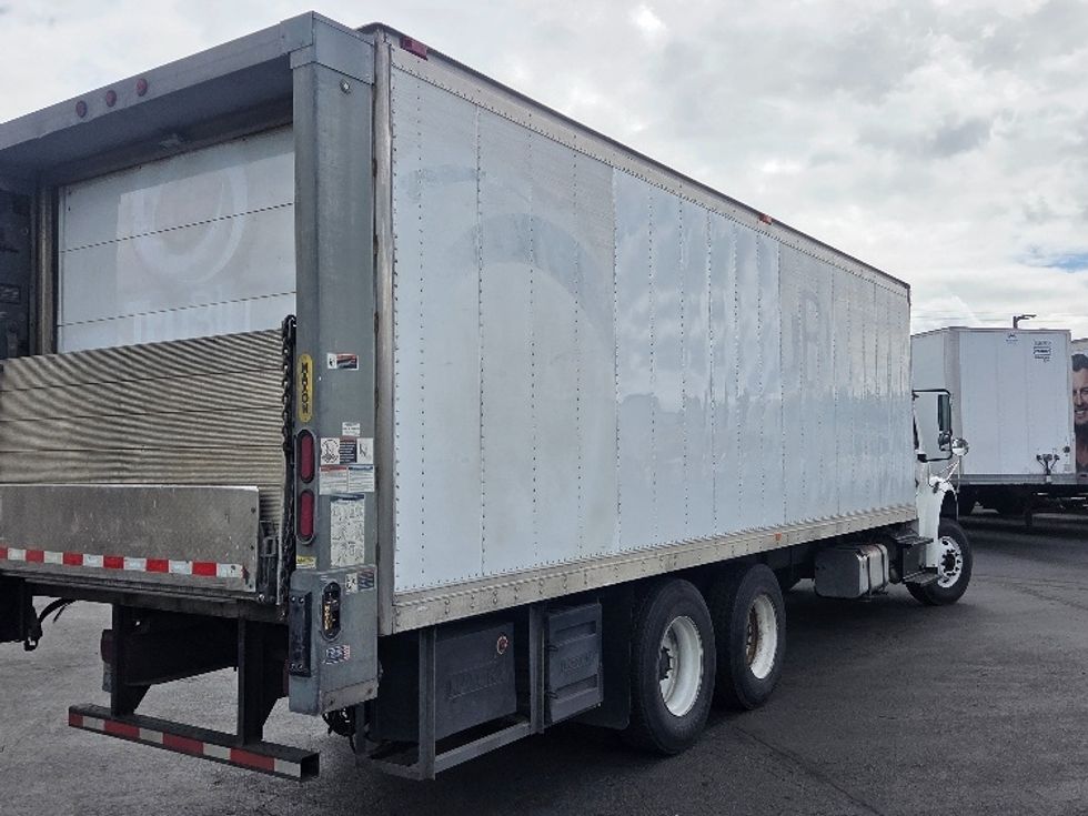Refrigerated Truck-Light and Medium Duty Trucks-Freightliner-2017-M2-Kent-WA-234,709\n\t\tmiles-$ 53,250 - Image 13