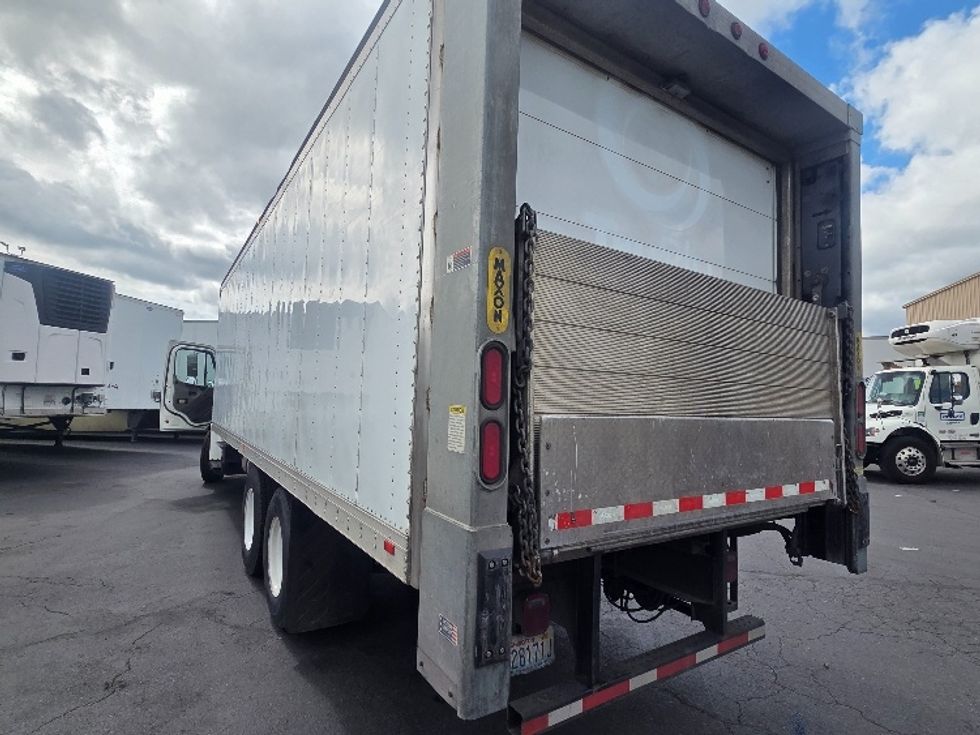 Refrigerated Truck-Light and Medium Duty Trucks-Freightliner-2017-M2-Kent-WA-234,709\n\t\tmiles-$ 53,250 - Image 25