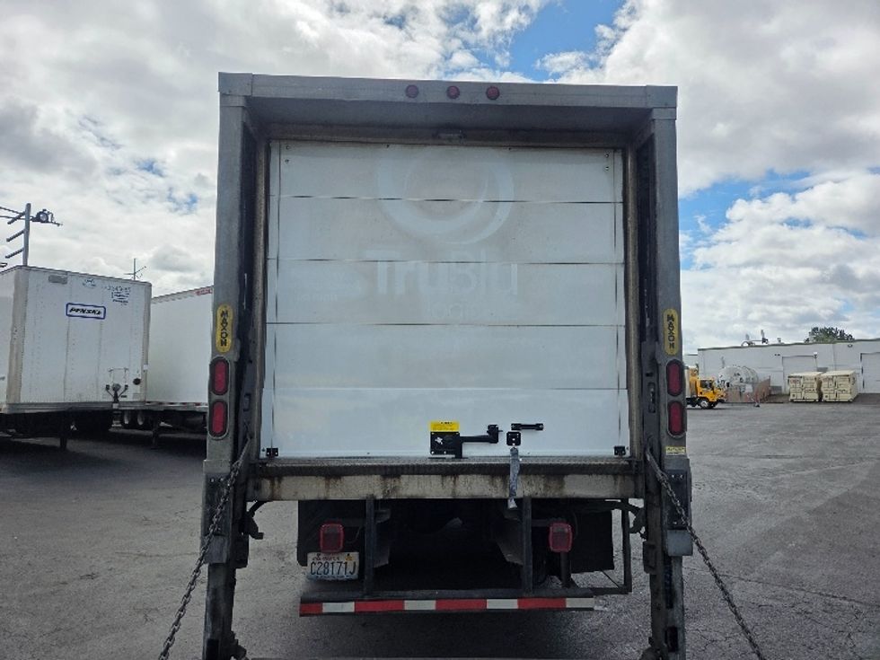 Refrigerated Truck-Light and Medium Duty Trucks-Freightliner-2017-M2-Kent-WA-234,709\n\t\tmiles-$ 53,250 - Image 7
