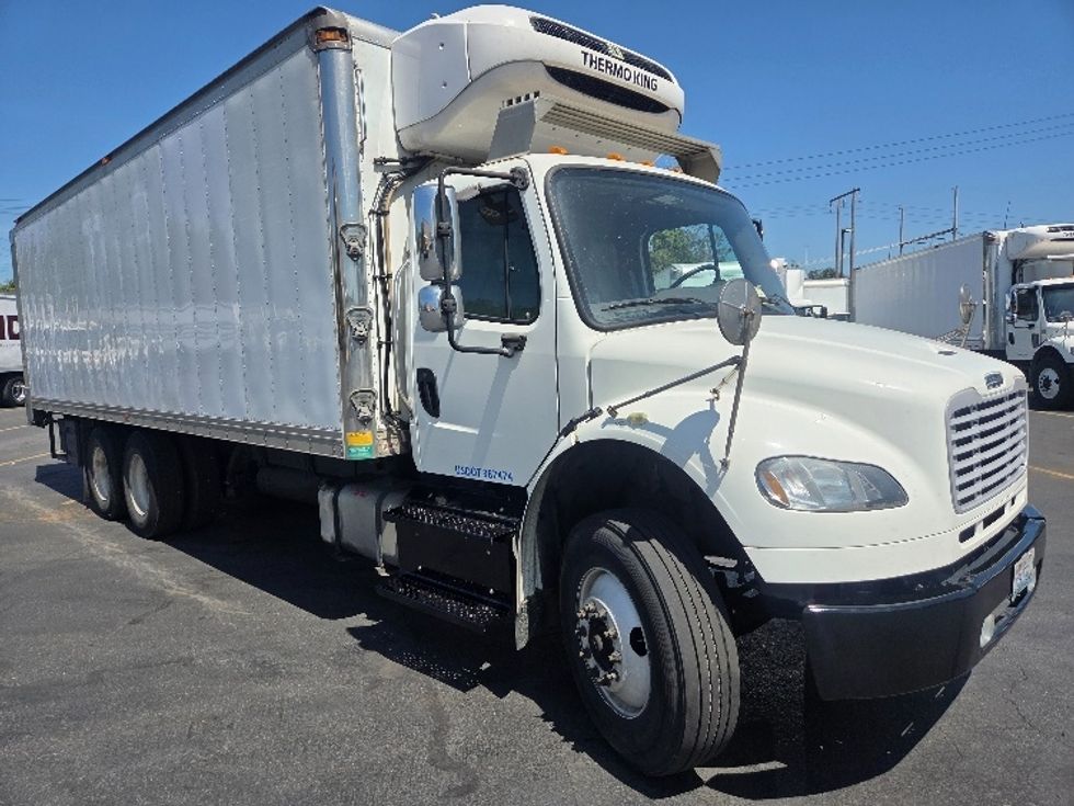 Refrigerated Truck-Light and Medium Duty Trucks-Freightliner-2017-M2-Kent-WA-281,408\n\t\tmiles-$ 46,500 - Image 1