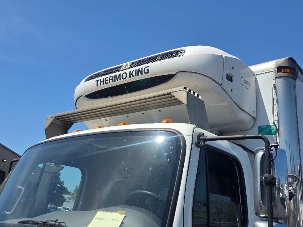 Refrigerated Truck-Light and Medium Duty Trucks-Freightliner-2017-M2-Kent-WA-281,408\n\t\tmiles-$ 46,500 - Image 25