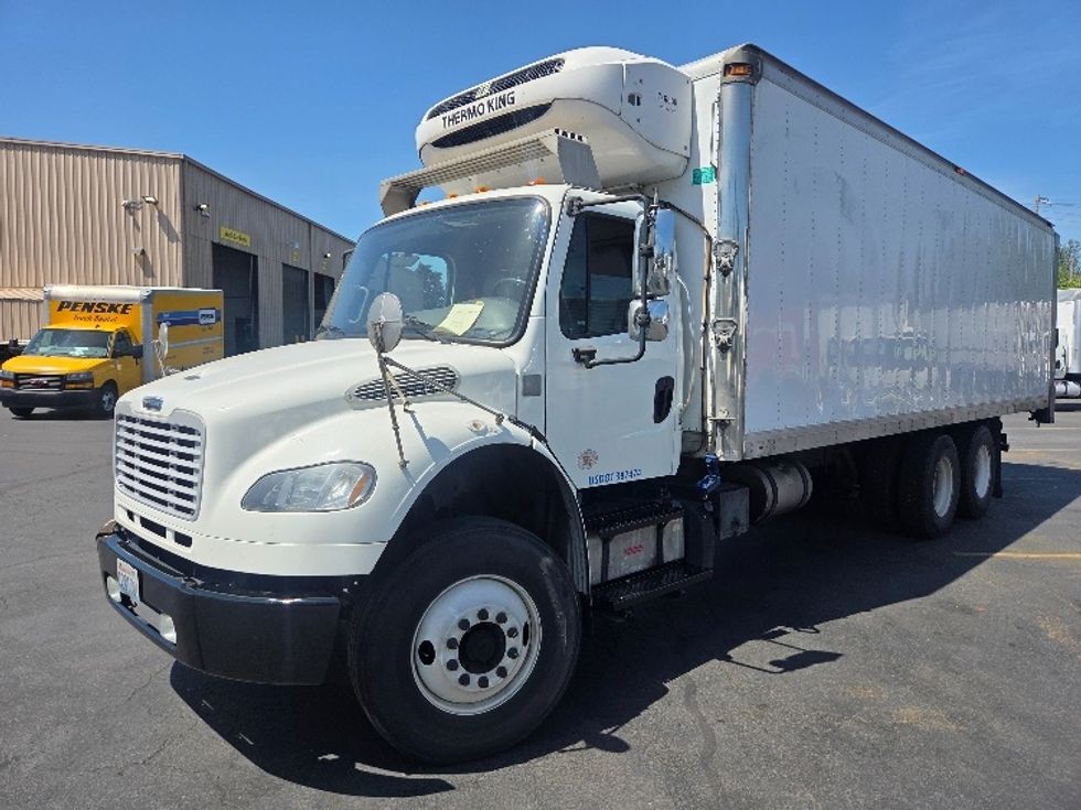Refrigerated Truck-Light and Medium Duty Trucks-Freightliner-2017-M2-Kent-WA-281,408\n\t\tmiles-$ 46,500 - Image 3
