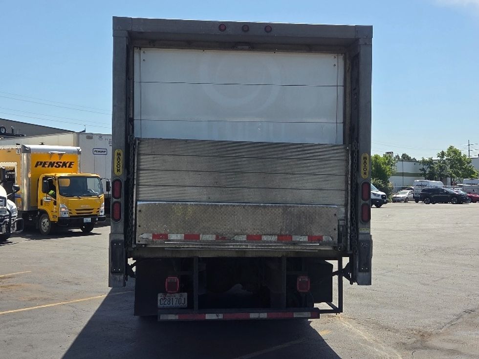 Refrigerated Truck-Light and Medium Duty Trucks-Freightliner-2017-M2-Kent-WA-281,408\n\t\tmiles-$ 46,500 - Image 4