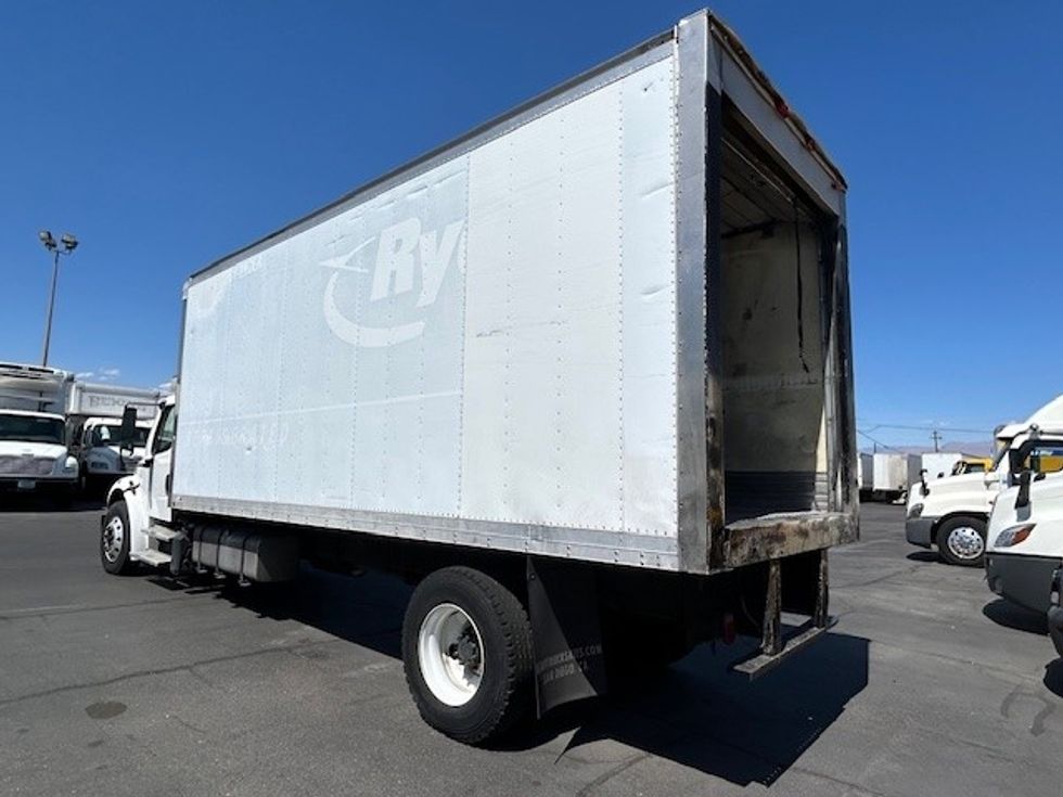 Refrigerated Truck-Light and Medium Duty Trucks-Freightliner-2017-M2-Las Vegas-NV-171,246\n\t\tmiles-$ 44,500 - Image 11