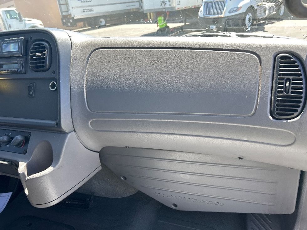 Refrigerated Truck-Light and Medium Duty Trucks-Freightliner-2017-M2-Las Vegas-NV-171,246\n\t\tmiles-$ 44,500 - Image 20