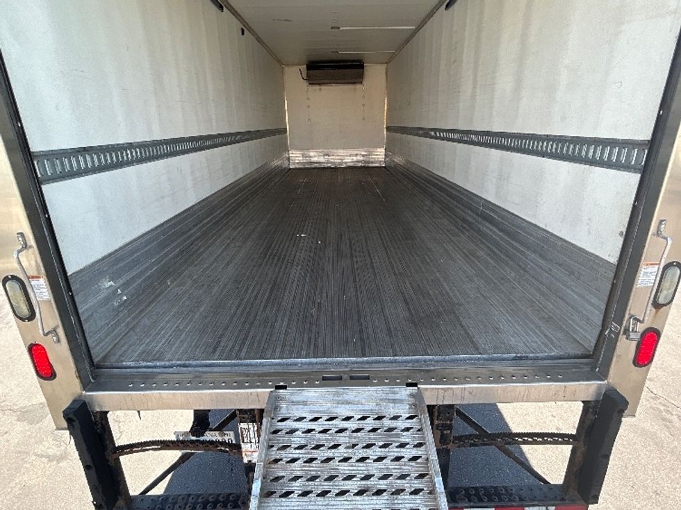 Refrigerated Truck-Light and Medium Duty Trucks-Freightliner-2017-M2-Las Vegas-NV-182,897\n\t\tmiles-$ 49,750 - Image 10