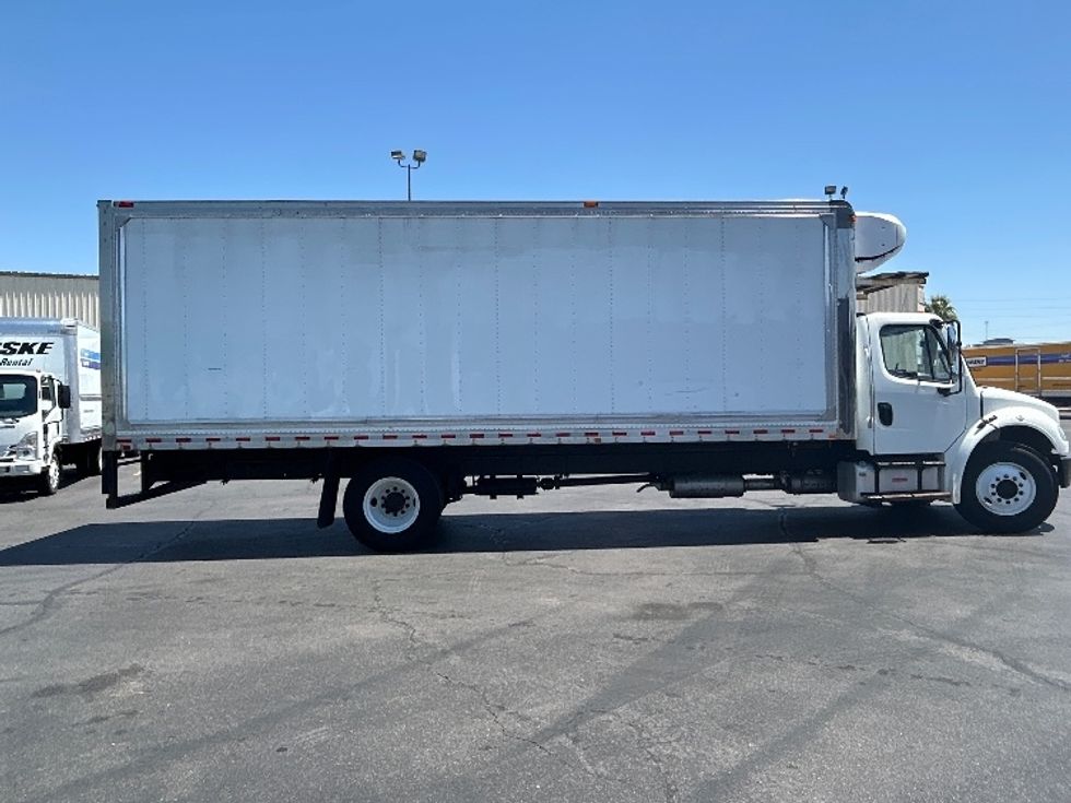 Refrigerated Truck-Light and Medium Duty Trucks-Freightliner-2017-M2-Las Vegas-NV-182,897\n\t\tmiles-$ 49,750 - Image 15