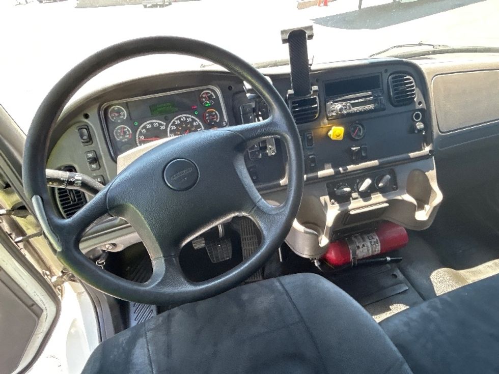 Refrigerated Truck-Light and Medium Duty Trucks-Freightliner-2017-M2-Las Vegas-NV-182,897\n\t\tmiles-$ 49,750 - Image 18